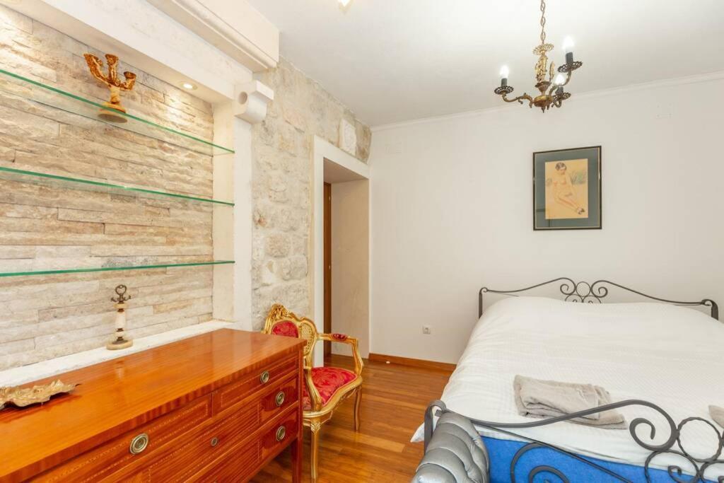 Apartment Art Delux **** Дубровник Экстерьер фото