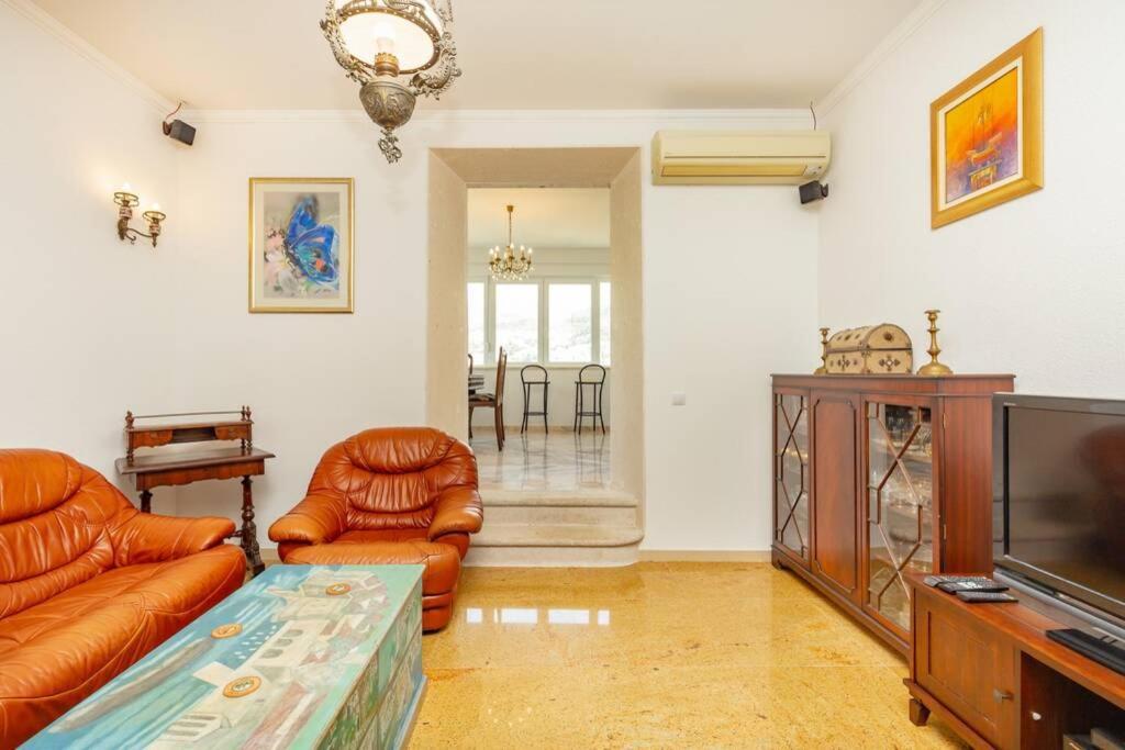 Apartment Art Delux **** Дубровник Экстерьер фото