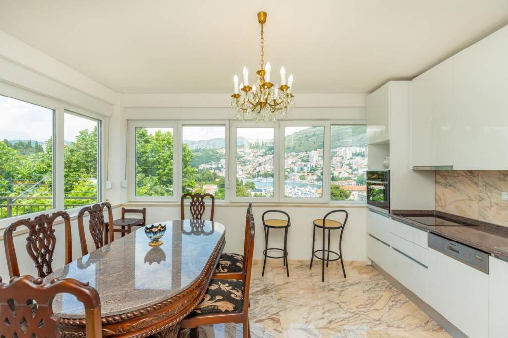 Apartment Art Delux **** Дубровник Экстерьер фото